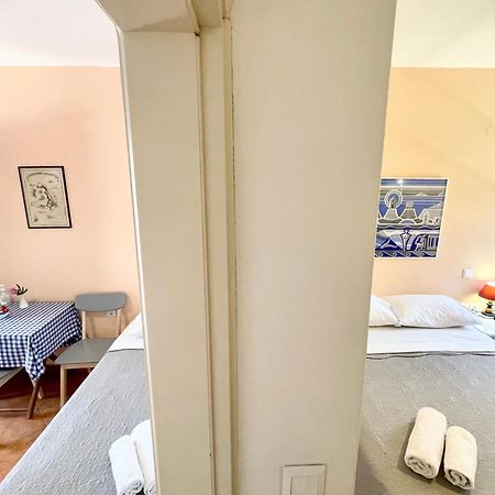Asterias Mini Coastal Apartments 佩里沃罗 外观 照片