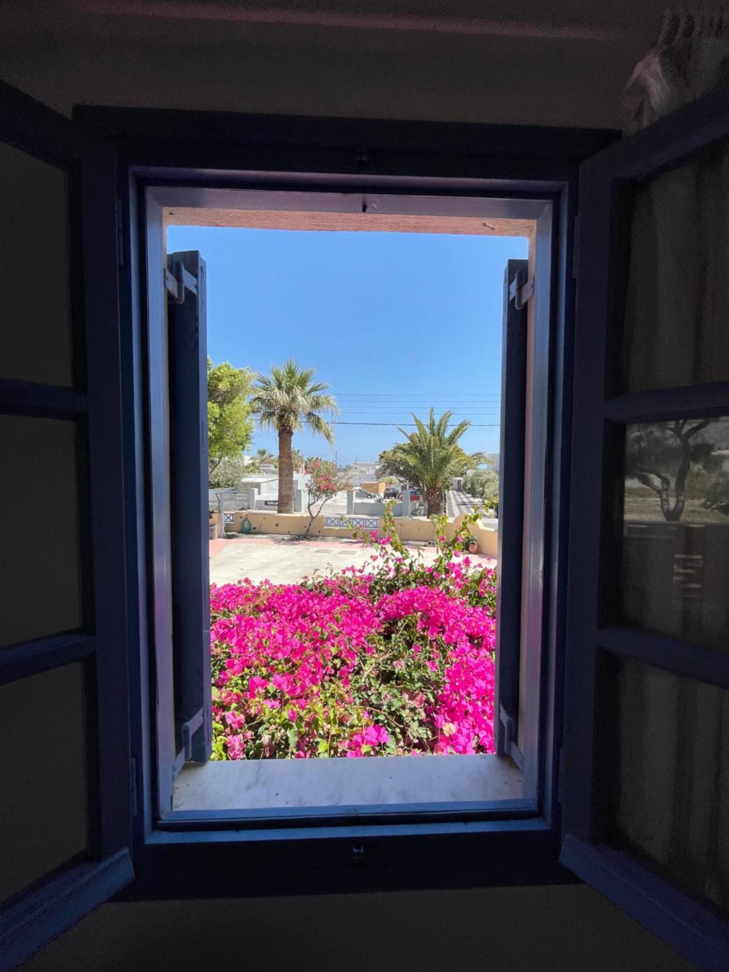 Asterias Mini Coastal Apartments 佩里沃罗 外观 照片